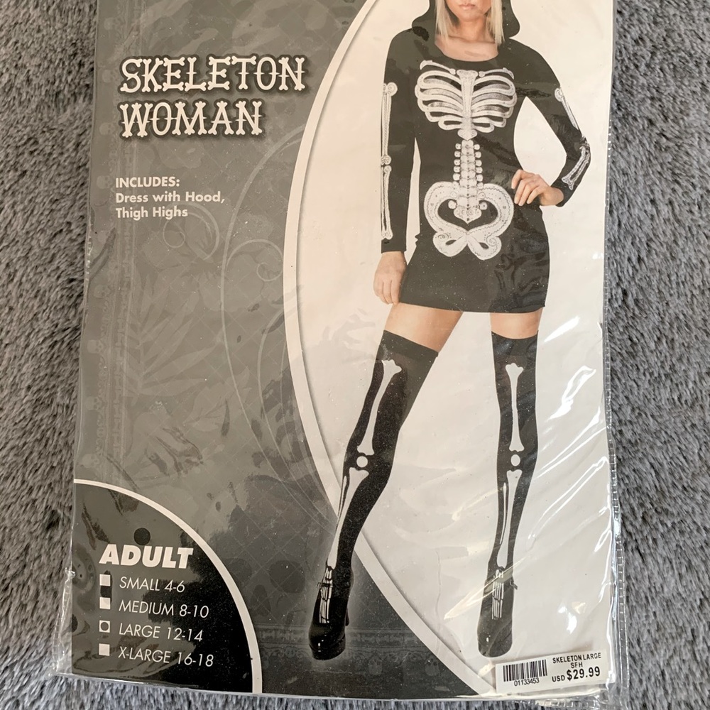 Skeleton costume